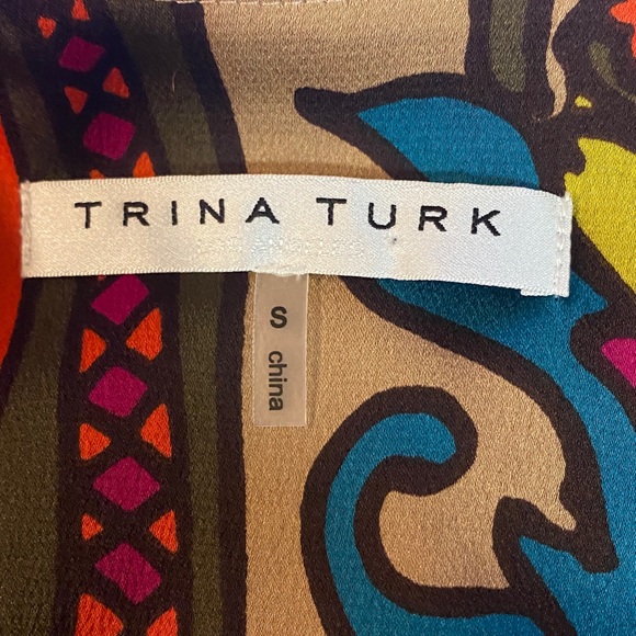 Trina Turk Laurynn Surplice Colorful Retro Floral Print Blouse Top Sz Small EUC - Picture 6 of 10